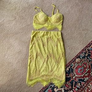 Cropped top & skirt set